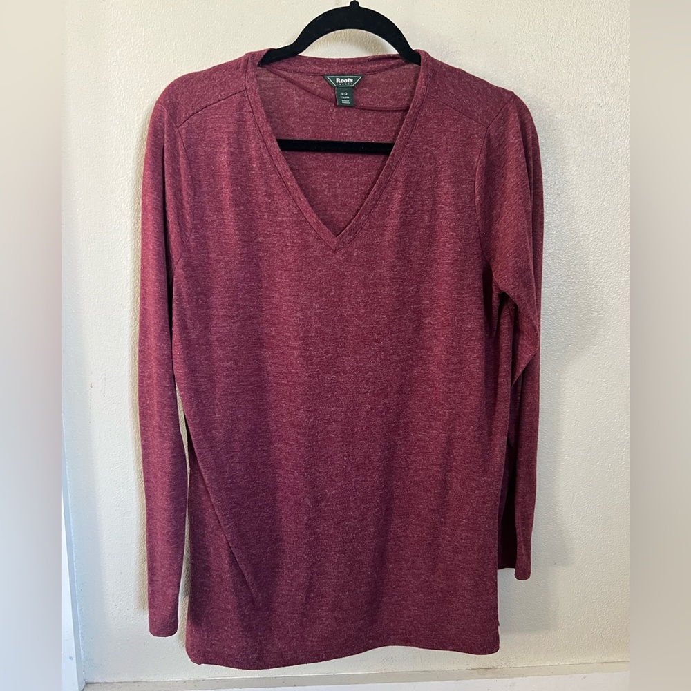 Women’s Roots long sleeve shirt size large